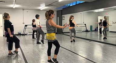 Anadolu Ateşi'nin Eski Dansçılarından ABD'de Uygun Fiyatlı Dans Dersleri!