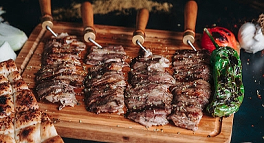 Cağ Kebabı İlk Kez ABD'de: Kebap Lounge, Paterson'da Açılıyor!