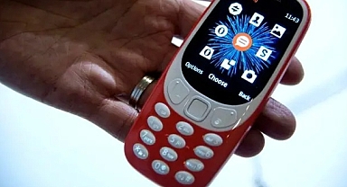 ABD'li Yetişkinlerin Yeni Tercihi 'Akılsız Telefonlar'