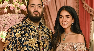 Asya'nın En Zengin Ailesinin Mutlu Günü: Yılın Düğünü Başladı!