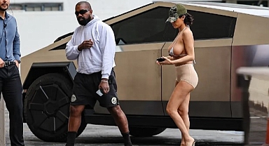 Bianca Yine Çıplak