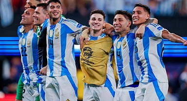 Copa America'nın İlk Finalisti: Arjantin!