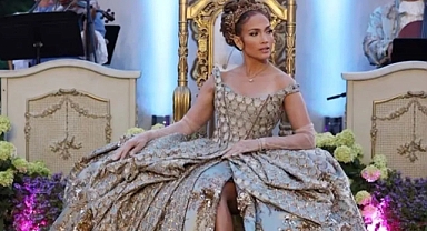 Jennifer Lopez Gösterişli Partisiyle 55. Yaş Gününü Kutladı