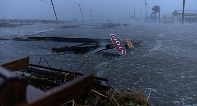 Kasırgada Bebekten Mucize Kurtuluş: 2 Gün Sonra Bulundu