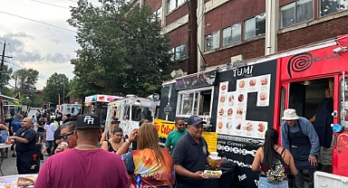 Paterson'da Food Truck Festivali Başladı: Havai Fişekler ve Danslar Eşliğinde Kutlandı!