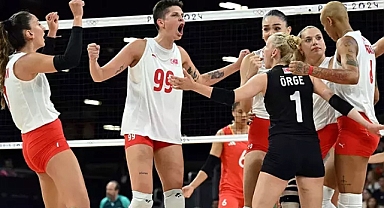 Çin'i Yenen Filenin Sultanları Tarihe Geçti Madalyayı Garantilediler