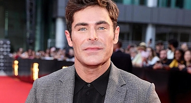 Zac Efron'dan Hayranlarını Endişelendiren Haber! Ünlü Oyuncu Hastaneye Kaldırıldı!