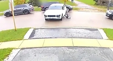 Test Sürüşünde Korkunç Hırsızlık: Porsche'yle Sahibinin Üzerinden Geçti