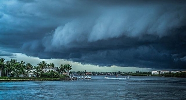 ABD'nin yeni kabusu yolda: Helene'nin ardından Kirk Kasırgası için uyarı verildi!