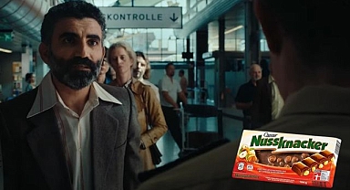 Alman market zincirinin "Türk Ailesi" temalı reklamı tartışmalara neden oldu