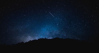 Hava kirliliğinin az olduğu ABD eyaletlerinden görülebilecek: Draconid meteorları gökyüzünde süzülecek