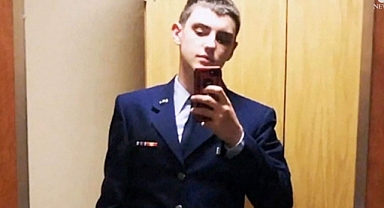 Gizli Belgeleri Sızdıran Ulusal Hava Muhafızına 15 Yıl Hapis Cezası Verildi