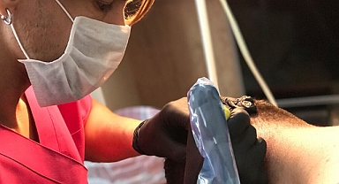 Ünlü dövme sanatçısı Fatih Serdaroğlu, New York'ta da popüler oldu, adını dünyaya duyurdu