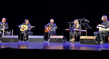 Zeytin New York Müzik Grubu, Chicago'da uluslararası müzik gecesi düzenledi