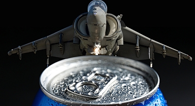 Pepsi'nin esprili savaş uçağı reklamı mahkemelik oldu: Genç girişimci istediğini alamadı